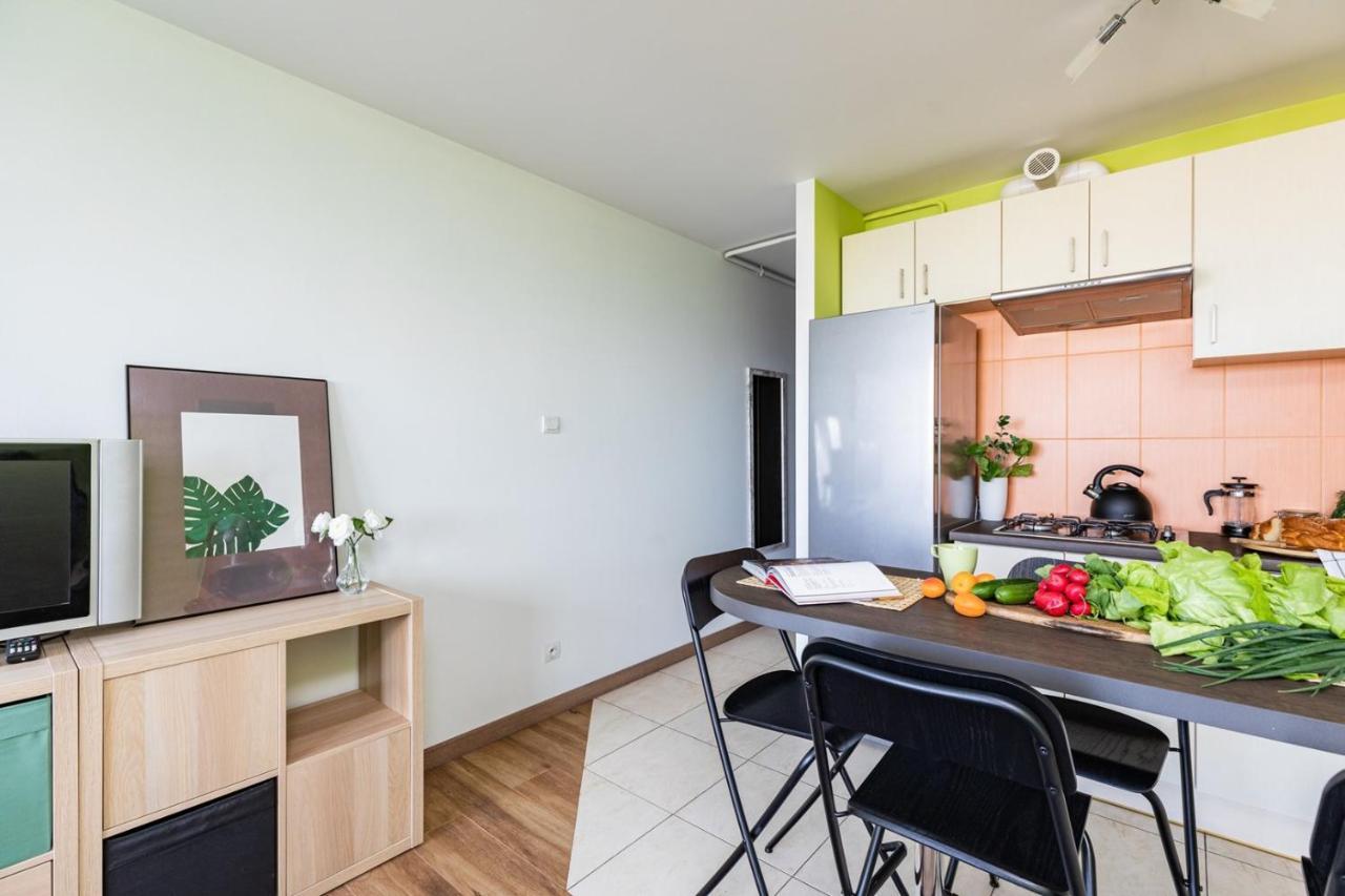 Superapart Saska 48A, Sleek 6Th-Floor Studio With Balcony & Elevator Access Warsaw Exterior photo